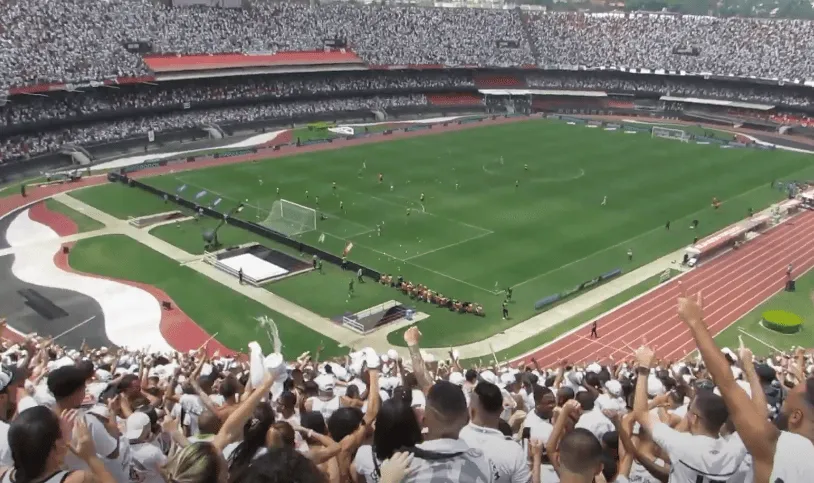 O Santos FC voltou a ser assunto nos bastidores do futebol nacional não apenas pelas contratações