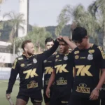 Santos FC treina forte no CT Rei Pelé e se prepara para a volta do Brasileirão