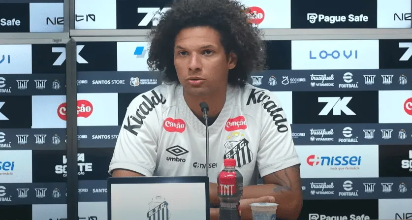 Willian Arão no Santos: Entenda a cautela do clube com a volta do volante